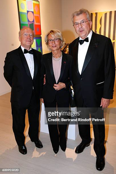 Daniel Tamplon, Florence Guerlain and her husband Daniel Guerlain attend the 28th Biennale des Antiquaires : Pre-Opening at Grand Palais on September...