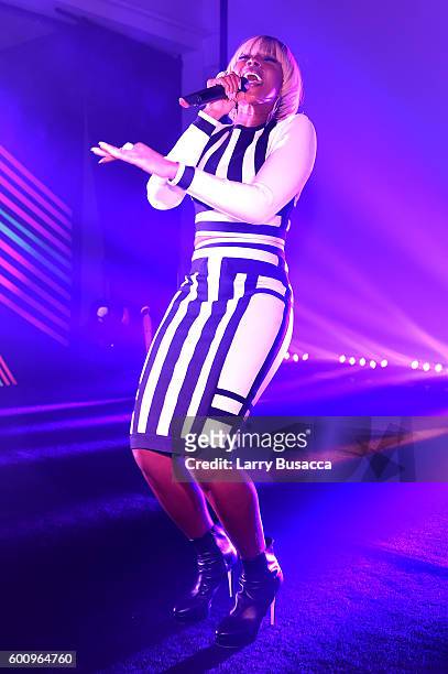 Mary J. Blige performs onstage at the Jimmy Choo 20th Anniversary Event during New York Fashion Week on September 8, 2016 in New York City.
