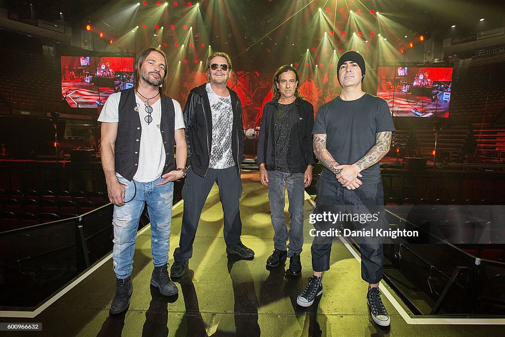 Mana Dress Rehearsal For The Latino Power Tour