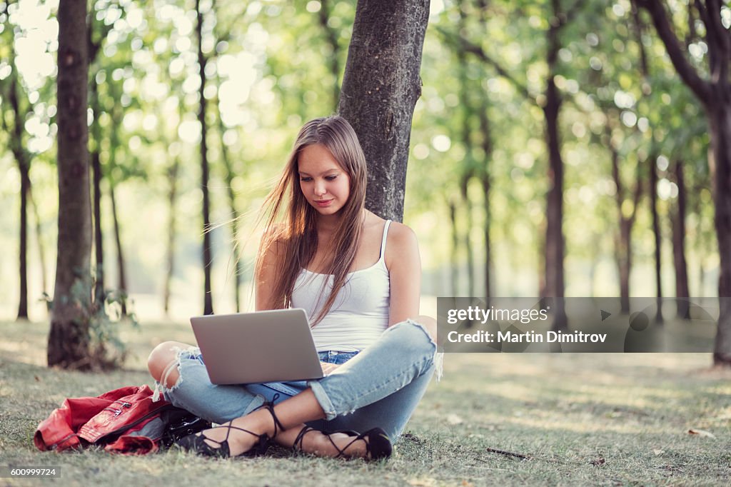 Estudando no parque 