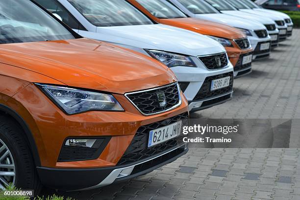 seat ateca suv vehicles on the parking - radiator grille stock pictures, royalty-free photos & images