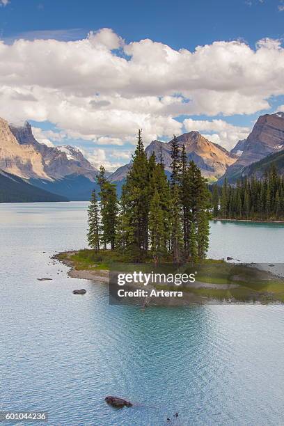 Spirit Island in Maligne Lake, Jasper National Park, Alberta, Canadian Rockies, Canada.