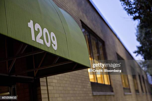 1209 Ruddell 76 U 1209 Stock Photos, High-Res Pictures, and Images - Getty Images