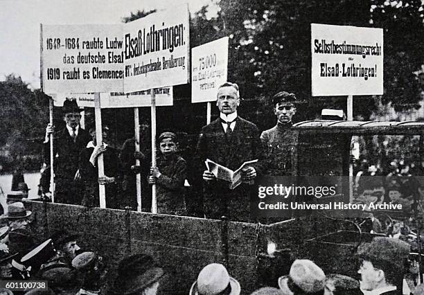 Photograph of a protest in Berlin against the Treaty of Versailles, which ended the state of war between Germany and the Allied Powers. 20th Century.