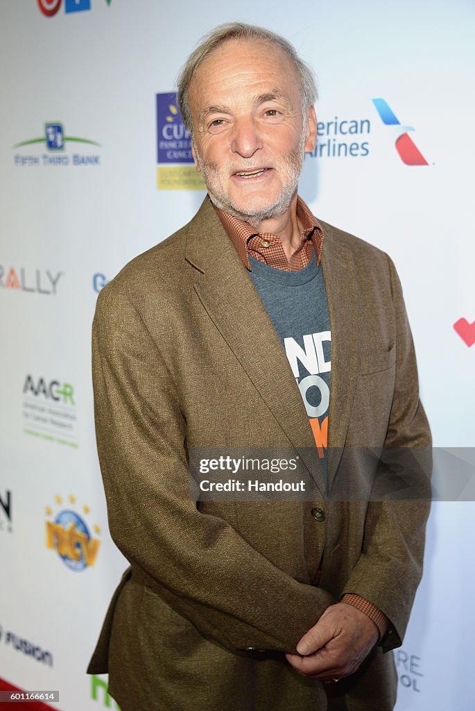 Hollywood Unites For The 5th Biennial Stand Up To Cancer (SU2C), A Program Of The Entertainment Industry Foundation (EIF) - Red Carpet