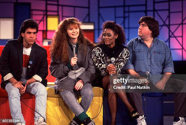 Brian Robbins, Robin Givins, Khrystyne Haje and Dan Schneider from the cast of 'Head of the Class' at an after-school special taping of the Oprah...
