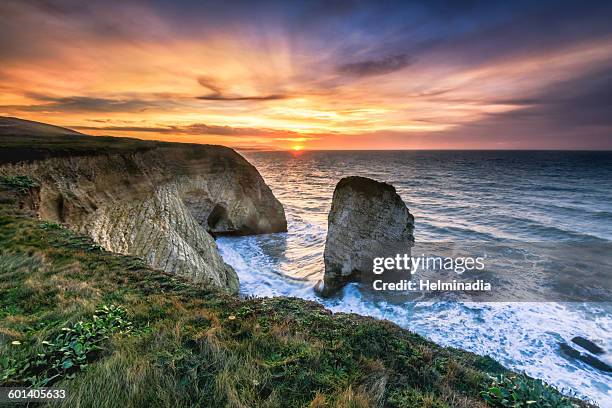 freshwater bay - freshwater bay isle of wight stock pictures, royalty-free photos & images