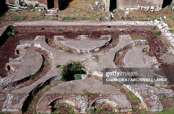 Peristyle Rome Peristyle House Photos and Premium High Res Pictures - Getty Images