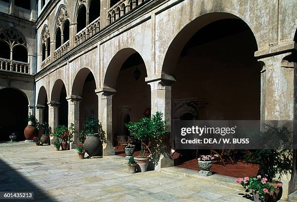 201 Santa Maria De Guadalupe Stock Photos, High-Res Pictures, and ...