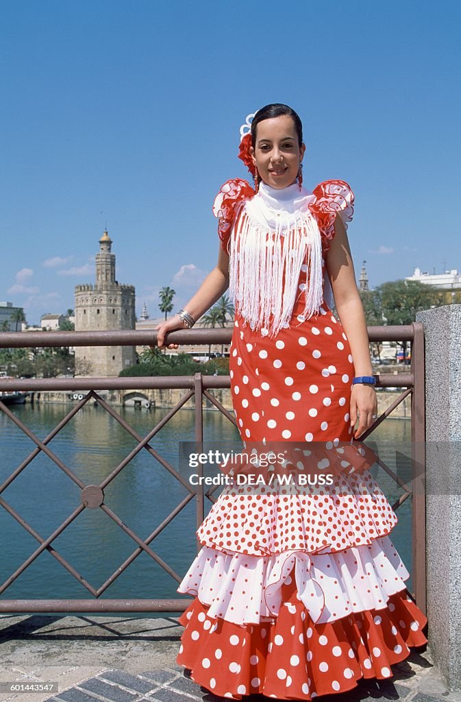 Woman in traditional costumes, Feria de Abril