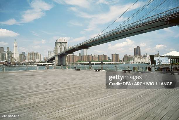 The Brooklyn Bridge seen from Brooklyn Bridge Park, New York. United States of America, 19th century.