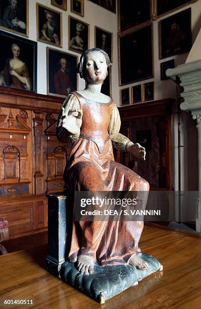 Female figure, wooden statue, Portrait Room, Oberhofen Castle, Canton of Bern, Switzerland.