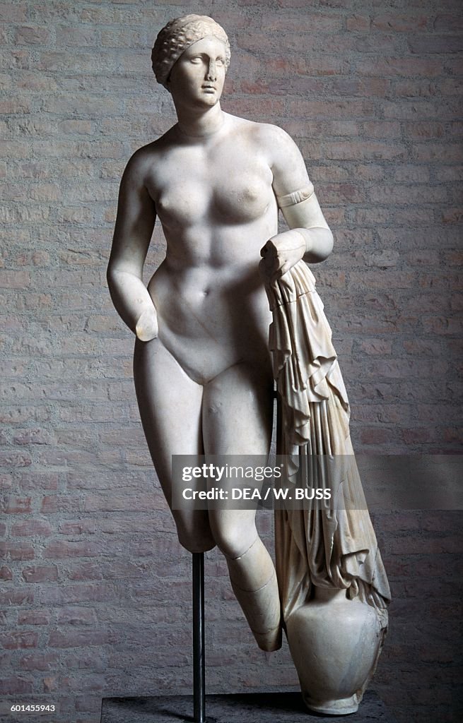 Aphrodite Braschi, marble statue, copy