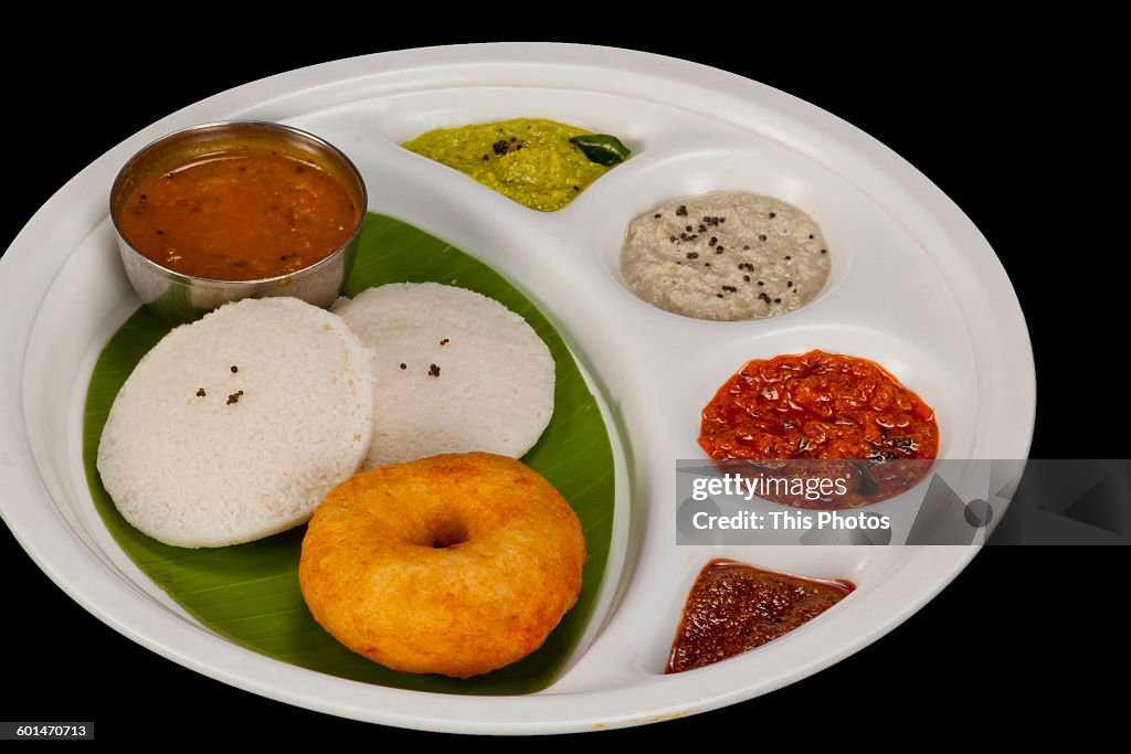 Idly Vadai - South Indian Food