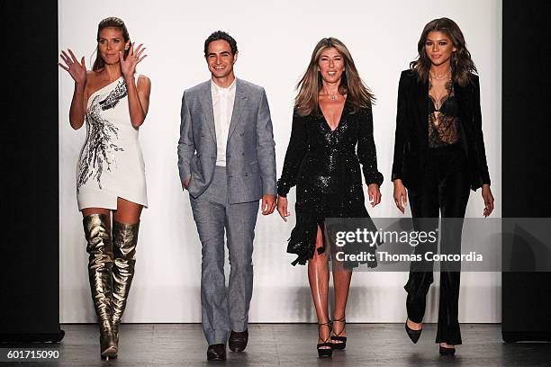Heidi Klum, Zac Posen, Nina Garcia and Zendaya pose for a photo during the 15th Season of Project Runway during New York Fashion Week at The Arc,...