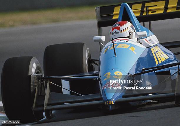 Volker Weidler of Germany drives the Racing Rial ARC2 Ford Cosworth DFR V8 during pre qualifying for the Mexican Grand Prix on 26 May 1989 at the...