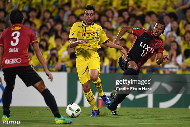 Diego Oliveira of Kashiwa Reysol#11 in action during the J.League match between Kashiwa Reysol and Kashima Antlers at the Hitachi Kashiwa Soccer...