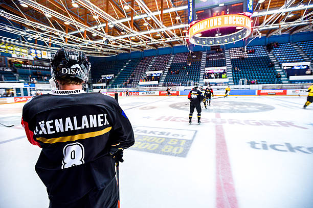 FIN: Karpat Oulu v Krefeld Pinguine - Champions Hockey League