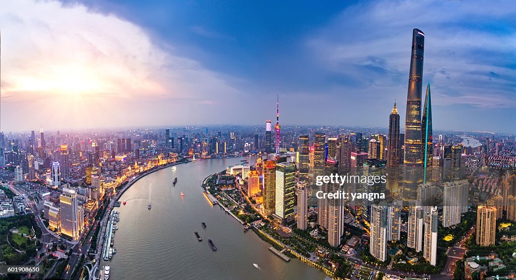 Panorama dello skyline del Bund di Shanghai
