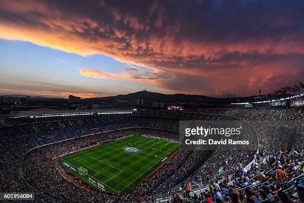 General view of the stadium prior to the La Liga match between FC Barcelona and Deportivo Alaves at Camp Nou stadium on September 10, 2016 in...