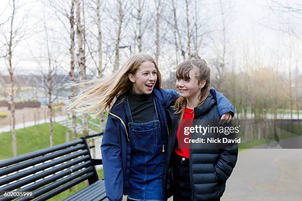 teenage friends - ar 15 imagens e fotografias de stock