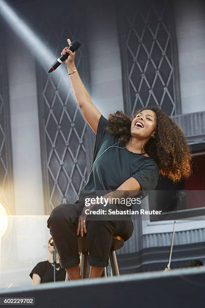 Joy Denalane performs with Max Herre live on stage during the first day of the Lollapalooza Berlin music festival at Treptower Park on September 10,...