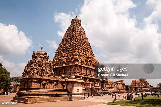 brihadeeswarar temple, thanjavur, india, the world heritage sites. - hinduism stockfoto's en -beelden