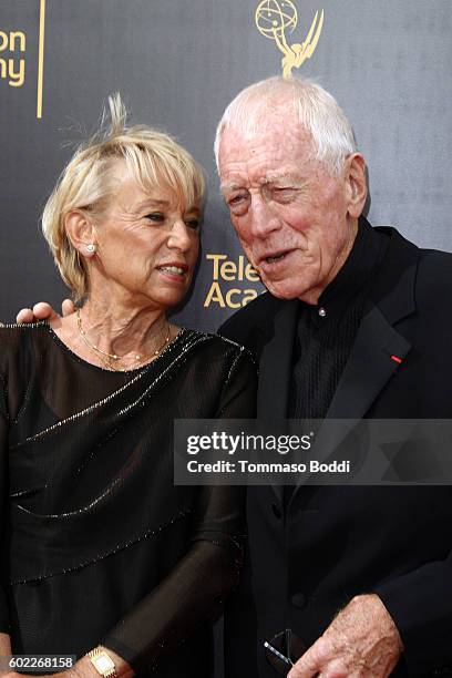 Max von Sydow and Catherine Brelet attend the 2016 Creative Arts Emmy Awards held at Microsoft Theater on September 10, 2016 in Los Angeles,...