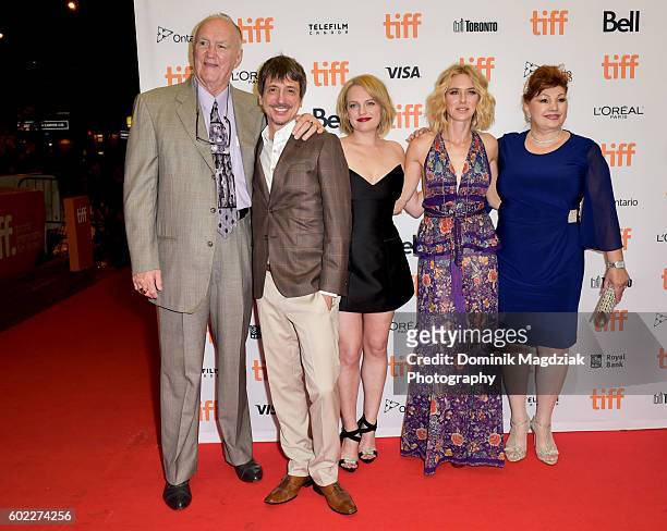 Boxer Chuck Wepner, director Philippe Falardeau, actresses Elisabeth Moss, Naomi Watts and Linda Wepner attend 'The Bleeder' premiere during the 2016...