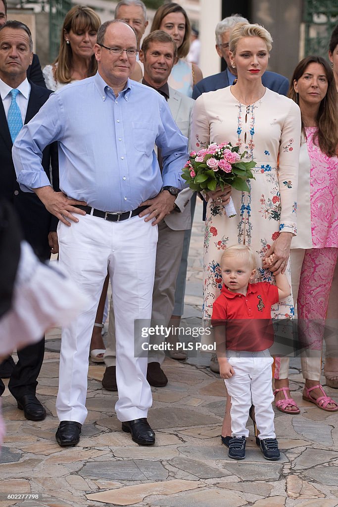 Prince Albert II And Princess Charlene Of Monaco Attend Traditional'Pique Nique Monegasque'