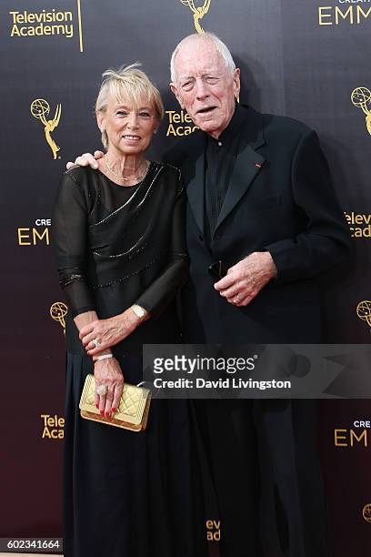 Actors Catherine Brelet and Max von Sydow attend the 2016 Creative Arts Emmy Awards Day 1 at the Microsoft Theater on September 10, 2016 in Los...