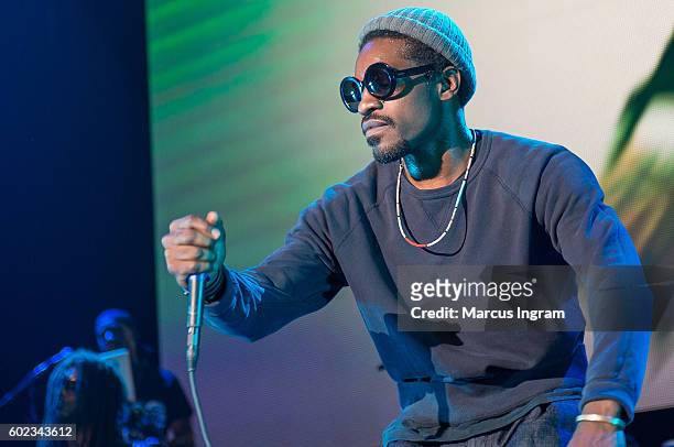 Rapper Andre 3000 performs on stage during the 2016 ONE Musicfest at Lakewood Amphitheatre on September 10, 2016 in Atlanta, Georgia.