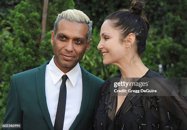 Musician Tony Kanal and wife Erin Lokitz arrive at Mercy For Animals Hidden Heroes Gala 2016 at Vibiana on September 10, 2016 in Los Angeles,...