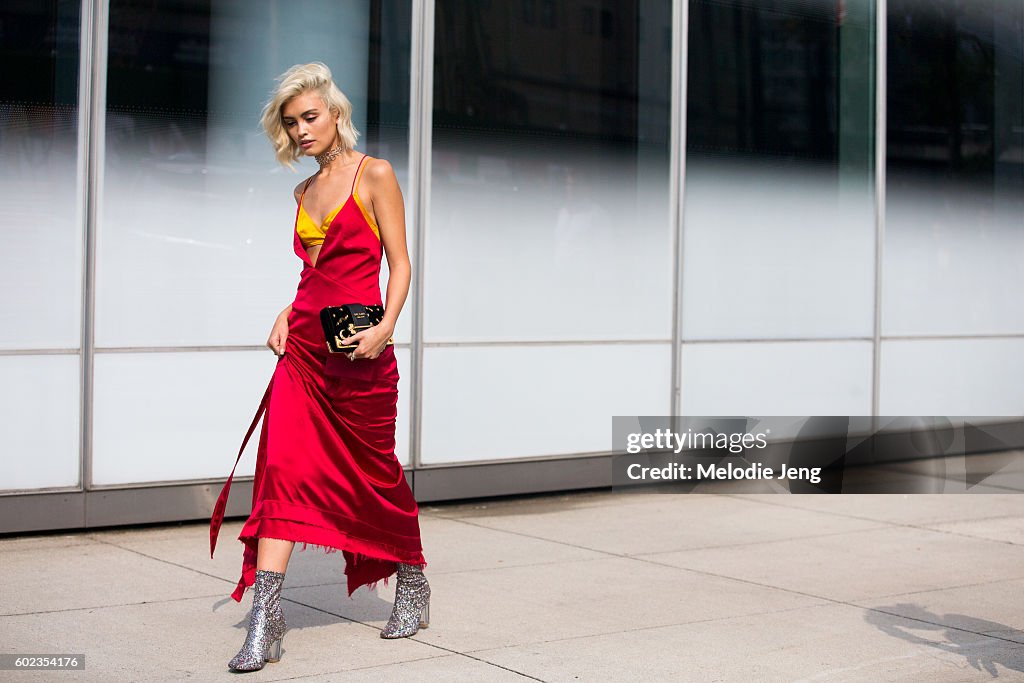 Street Style - September 2016 New York Fashion Week - Day 3