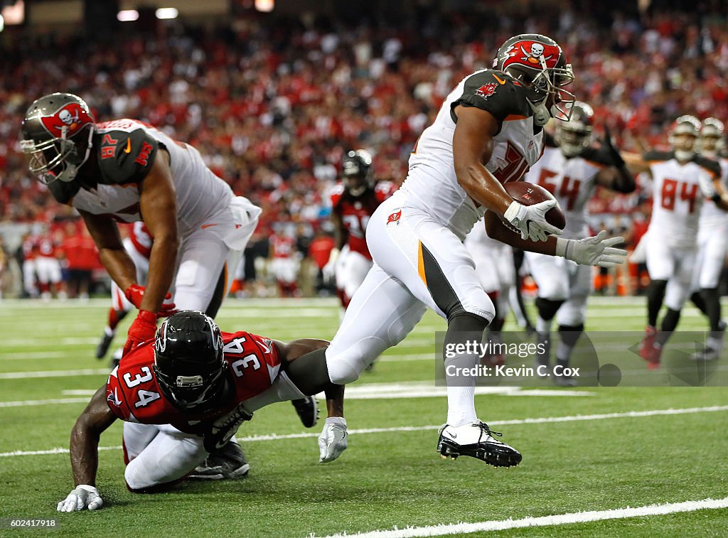 Tampa Bay Buccaneers v Atlanta Falcons