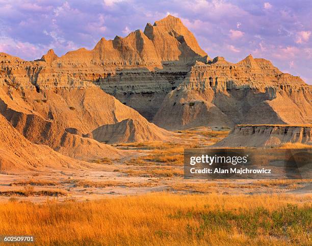 badlands national park south dakota - badlands national park stock pictures, royalty-free photos & images