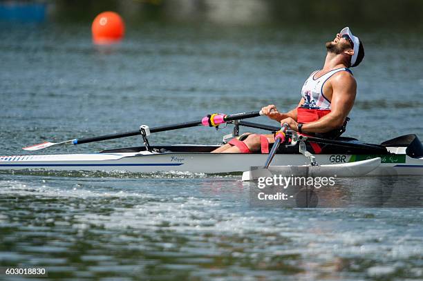 Tom Aggar Rower 3,199 Scu Stock Photos, High-Res Pictures, and Images - Getty Images