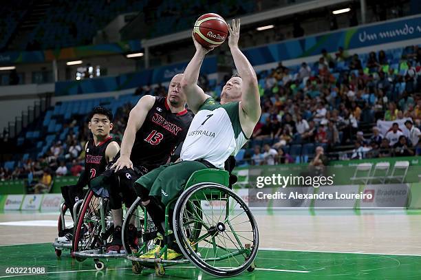 Shaun Norris of Australia and Mitsugu Chiwaki of Japan in action during Men's Wheelchair Basketball match between Australia and Japan at Olympic...