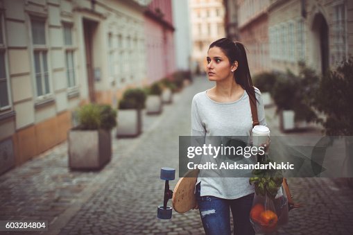 Urban grocery shopper Urban grocery shopper