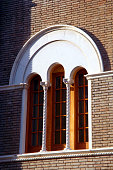 Three-lancet windows