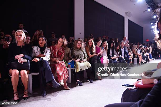 Alina Rocha 25 Crystal Cho Stock Photos, High-Res Pictures, and Images - Getty Images