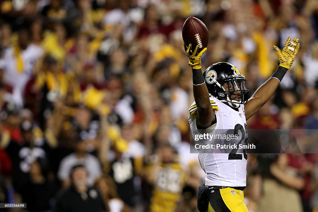 Pittsburgh Steelers v Washington Redskins