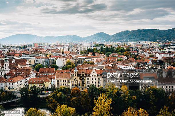 graz - oostenrijk stockfoto's en -beelden