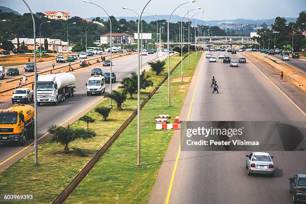 abuja, nigeria. - nigeria fotografías e imágenes de stock