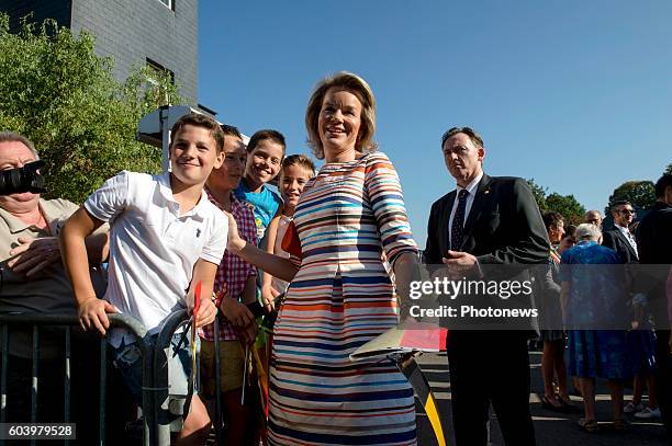 - Le Roi Philippe et la Reine Mathilde visitent la Province de Luxembourg. Le Roi et la Reine visiteront le centre intergénérationnel l'Auberge du...