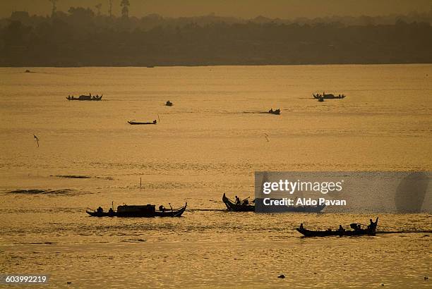 cambodia, phnom penh - river mekong stock pictures, royalty-free photos & images