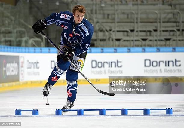 Stefan Loibl of Straubing Tigers during the DEL Stars and Skills Event on september 13, 2016 in Duesseldorf, Germany.