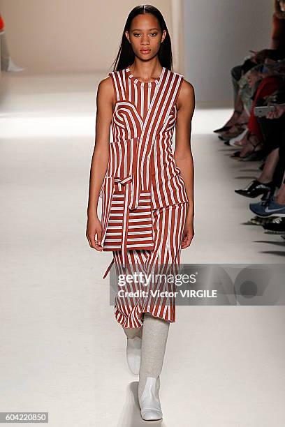 Model walks the runway at the Victoria Beckham Ready to Wear Spring Summer Ready to Wear 2017 Women's Fashion Show during New York Fashion Week on...