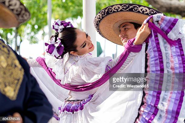 mexico, jalisco, xiutla dancer, folkloristic mexican dancers, couple - mexican tradition stock pictures, royalty-free photos & images