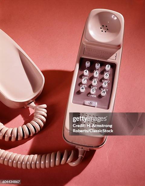 1960s BEIGE TRIM LINE PUSH BUTTON BELL SYSTEM WESTERN ELECTRIC TELEPHONE HAND SET RECEIVER TELECOMMUNICATIONS